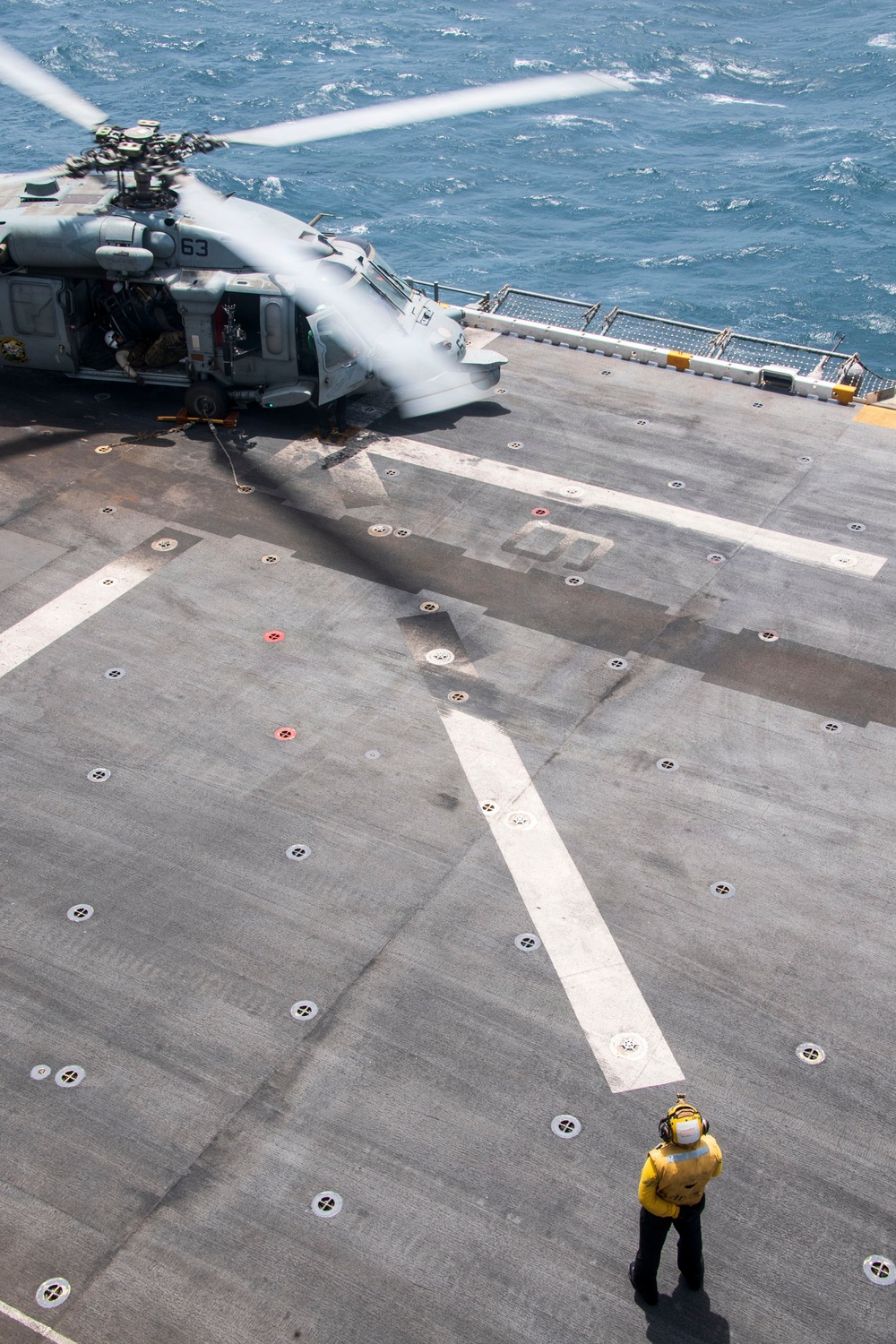 USS Boxer, 11th MEU Conducts Flight Operations
