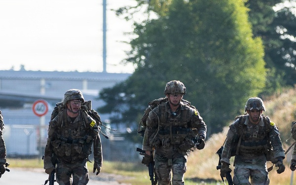 USAREUR-AF Best Squad ruck march