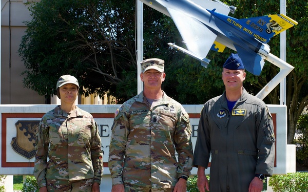 USEUCOM Senior Enlisted Leader visits Aviano AB