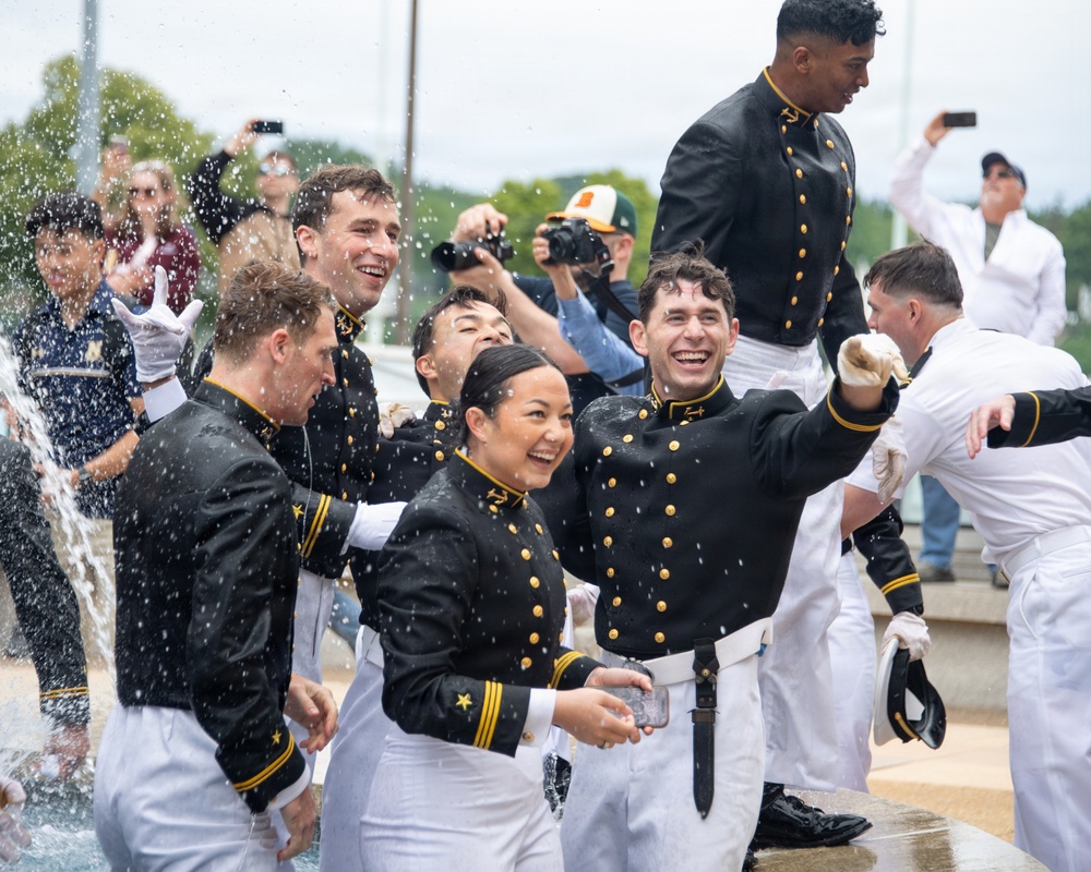 2026 USNA Color Parade Fountain Dunk