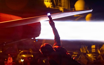 F/A-18E Flight Operations on the USS George H.W. Bush (CVN 77)