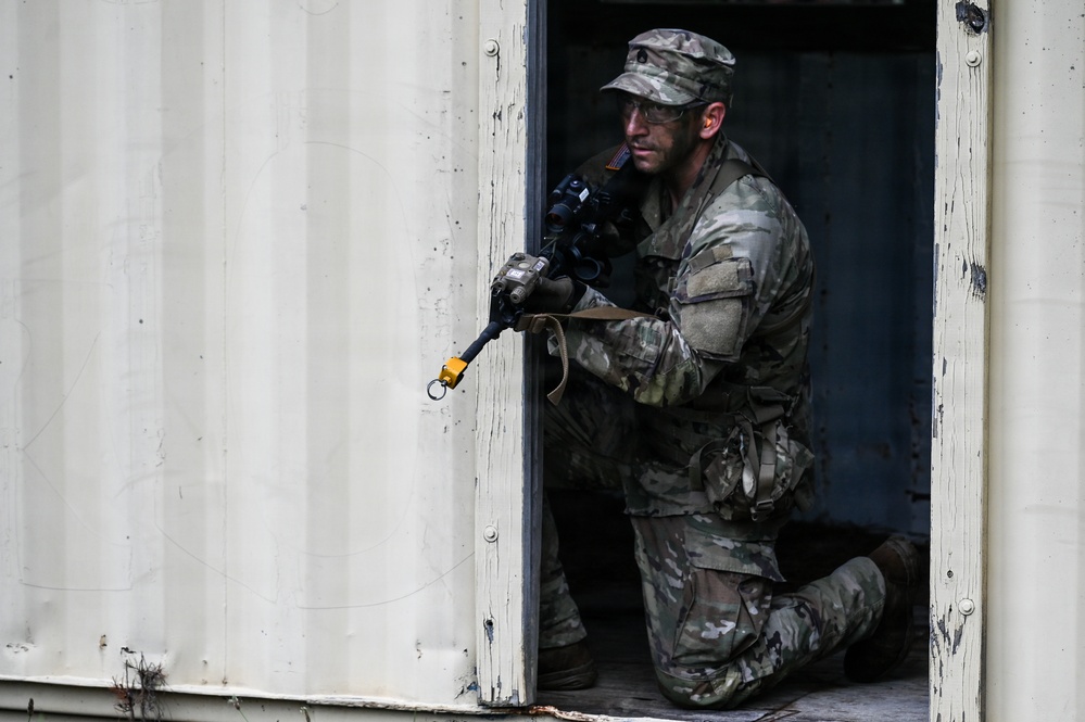 11-series Soldiers tackle final challenges on path to MOS qualification