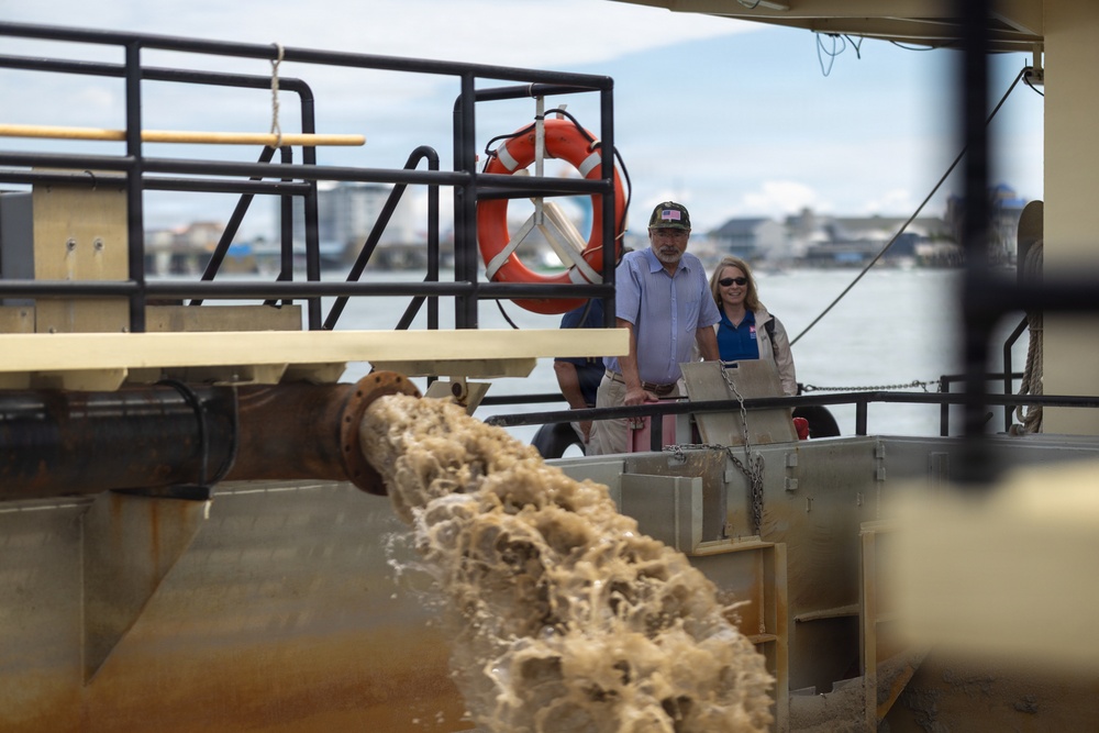 Rep. Andy Harris tours U.S. Army Corps of Engineers dredging operations in Ocean City, Md.