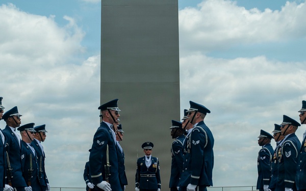 Honoring those who served