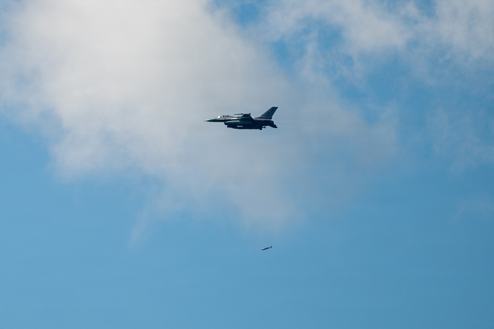 New Jersey Air National Guard conducts final fixed-wing training mission at Bollen Range