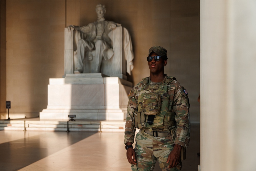 Mississippi Guardsmen Patrol the National Mall