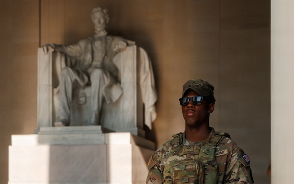 Mississippi Guardsmen Patrol the National Mall