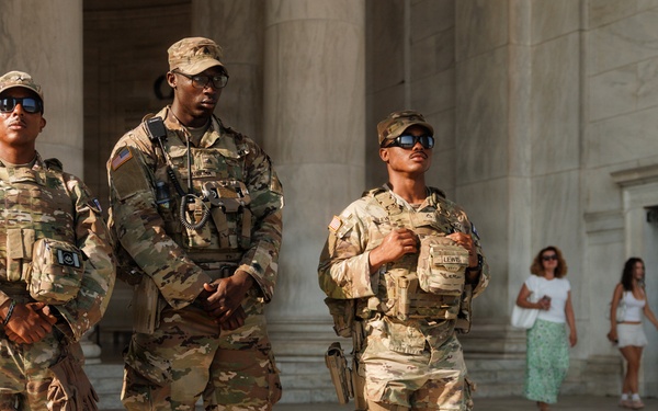 Mississippi Guardsmen Patrol the National Mall