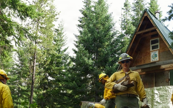 Washington National Guard Soldiers and Airmen Support Statewide Wildfire Response