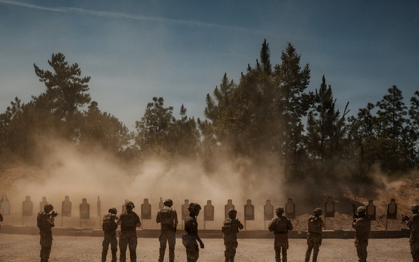 1st SFC Communicators Execute Advanced Marksmanship Range