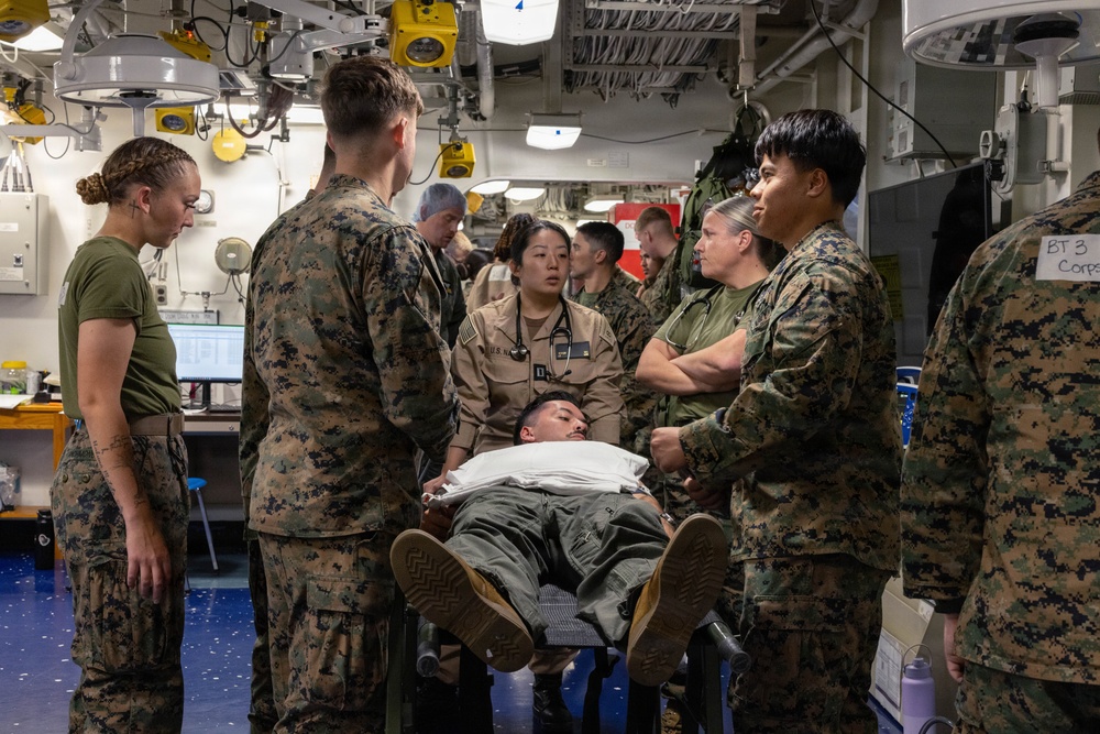 13th MEU | Simulated Casualty Evacuation Care