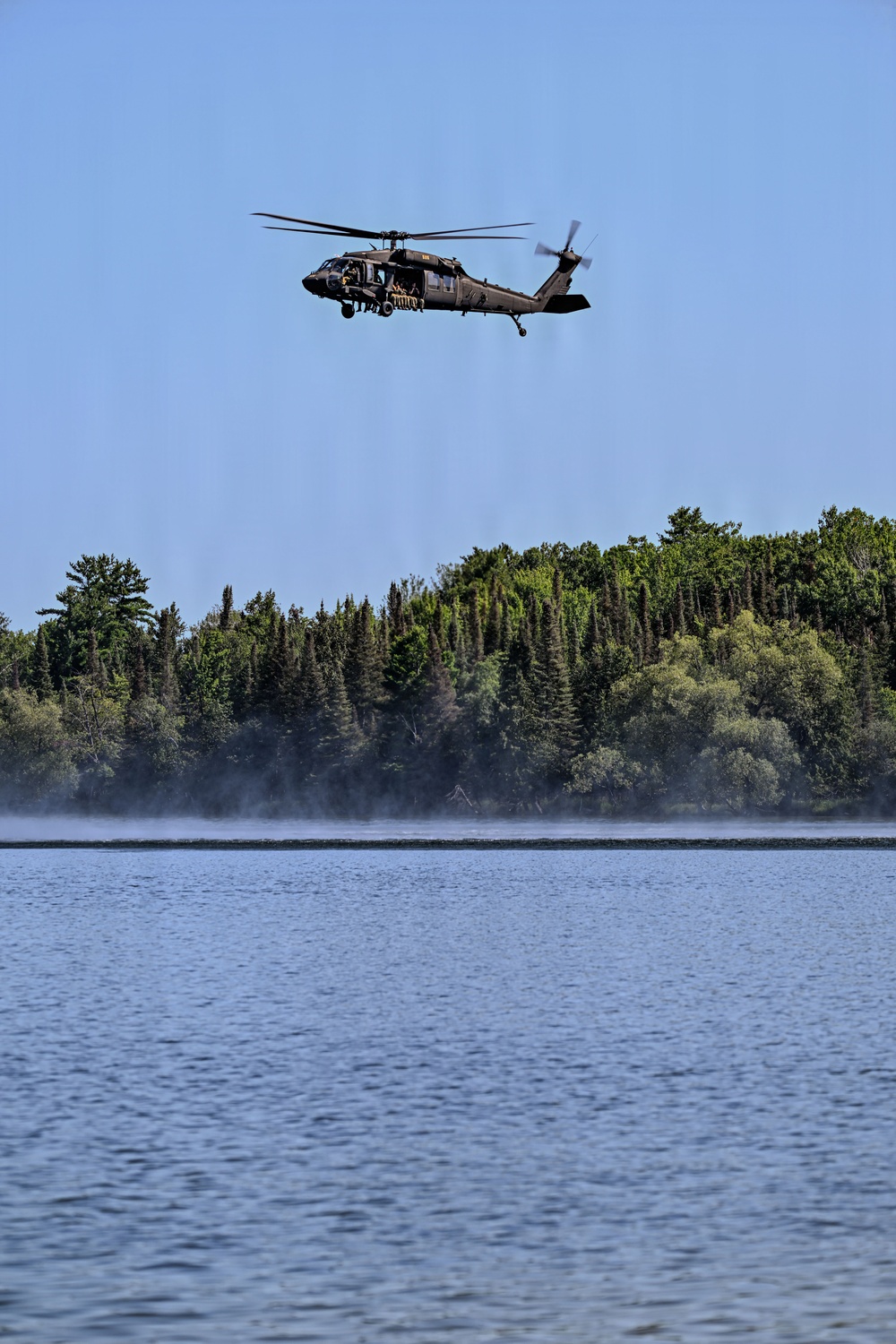 Missouri Army National Guard CH-47 Chinook conducts Helocast operations during Northern Strike 26-2
