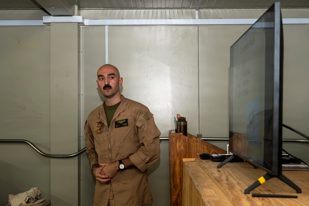 HOA allies familiarize themselves with VMM-362 (REIN) capabilities