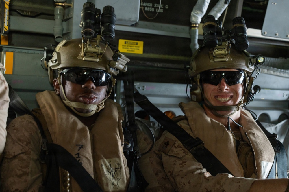 13th MEU | BLT 2/4 executes Simulated TRAP mission