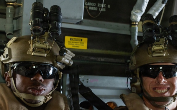 13th MEU | BLT 2/4 executes Simulated TRAP mission