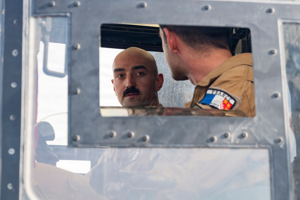 HOA allies familiarize themselves with VMM-362 (REIN) capabilities