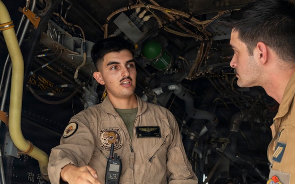 HOA allies familiarize themselves with VMM-362 (REIN) capabilities