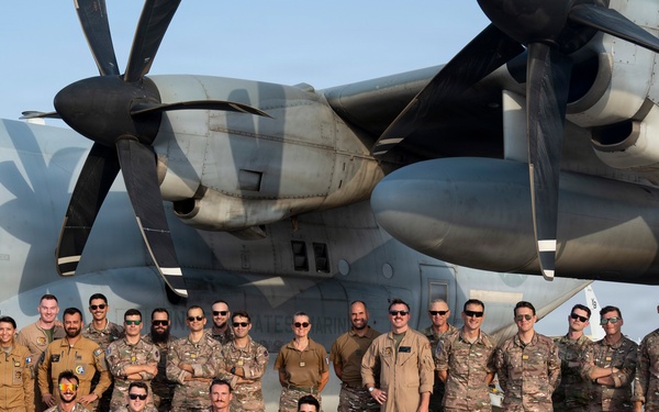 HOA allies familiarize themselves with VMM-362 (REIN) capabilities