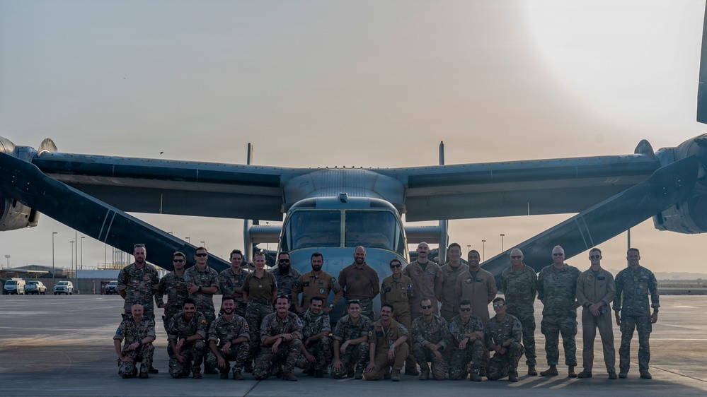 HOA allies familiarize themselves with VMM-362 (REIN) capabilities