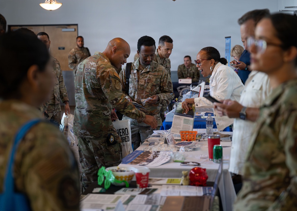 Pre-deployment event connects Dover reservists to key resources