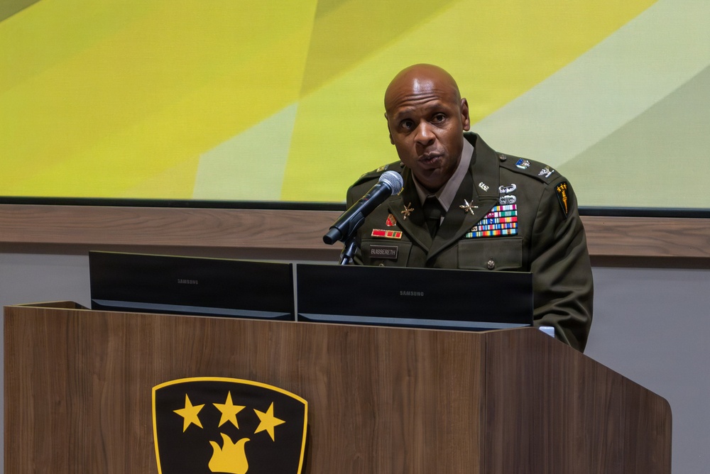 AY27 U.S. Army War College Convocation Marks Start of Academic Year