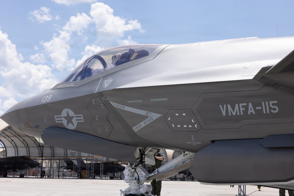VMFA-115 flies first F-35C Lightning II