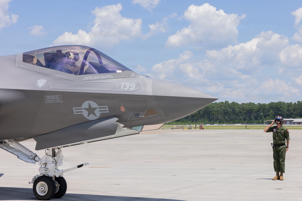 VMFA-115 flies first F-35C Lightning II
