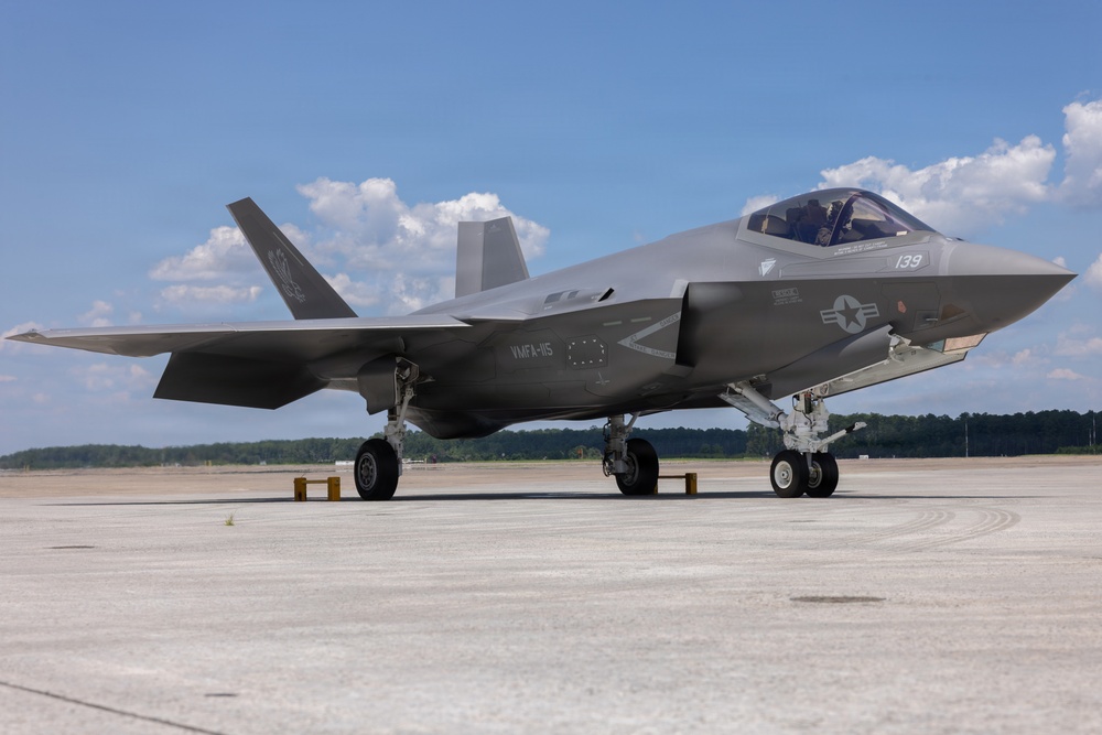 VMFA-115 flies first F-35C Lightning II