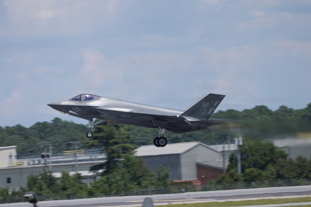 VMFA-115 flies first F-35C Lightning II