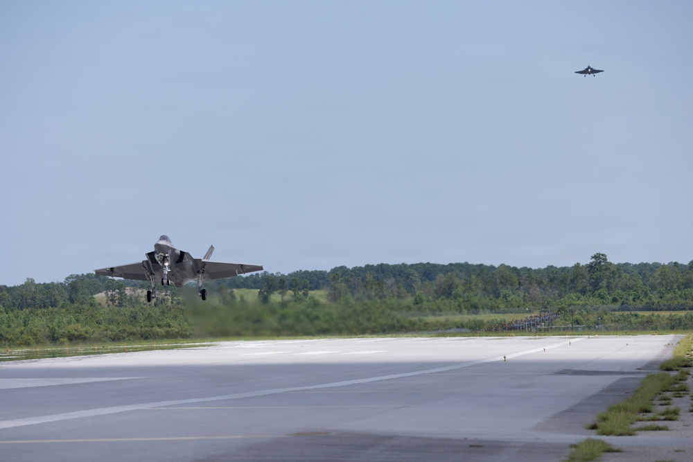 VMFA-115 flies first F-35C Lightning II