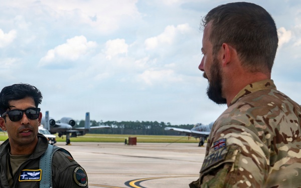 U.S. Air Force and U.K. Joint Terminal Attack Controllers (JTAC) work together in exercise
