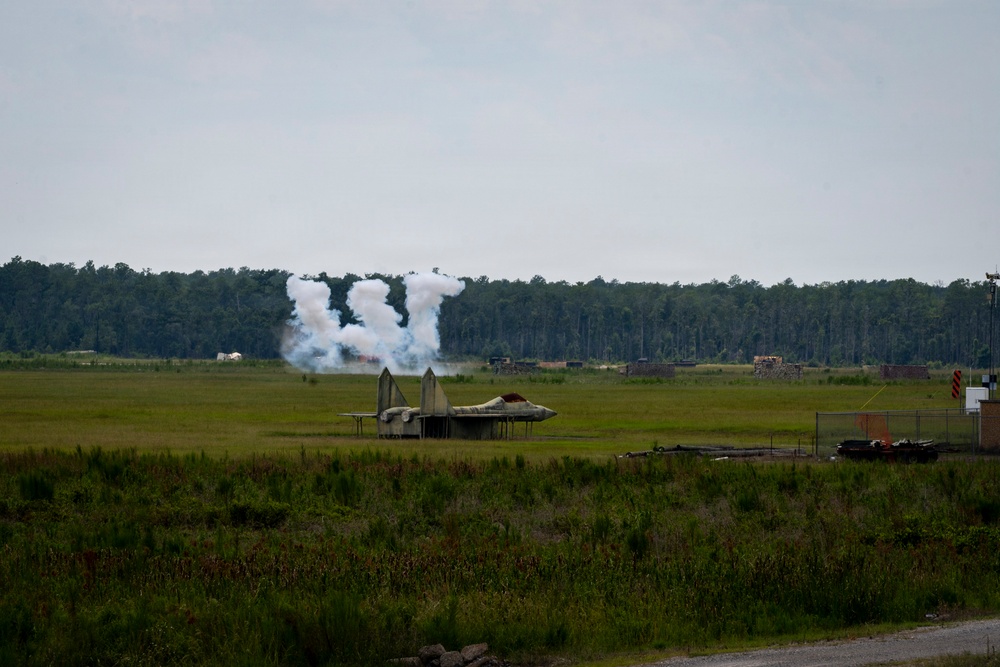 U.S. Air Force and U.K. Joint Terminal Attack Controllers (JTAC) work together in exercise