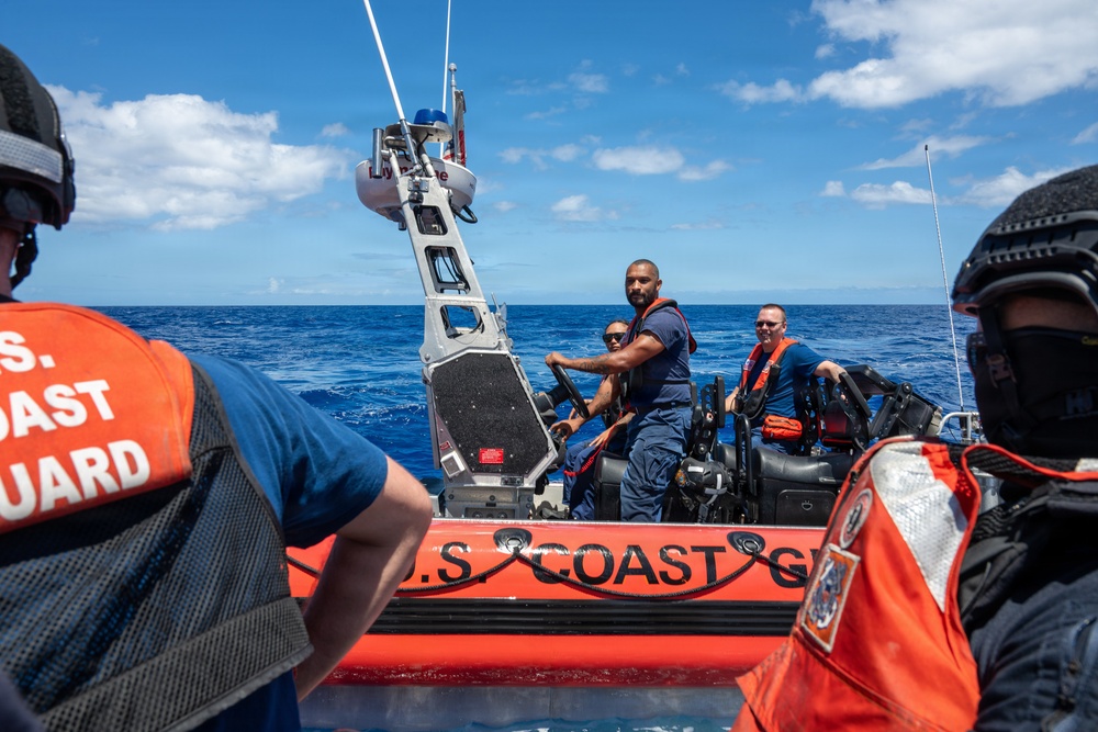 U.S. Coast Guard conducts pursuit training with Philippine Coast Guard during Rimpac 2026