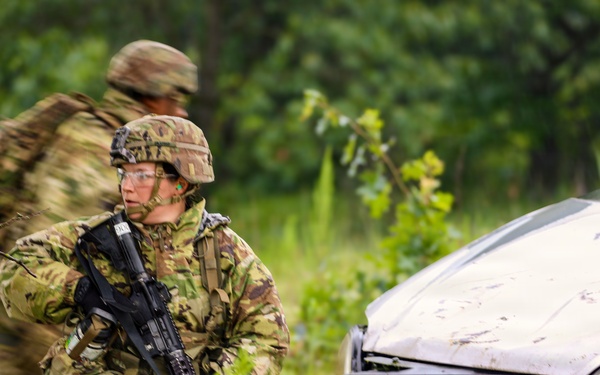 368th Engineer Battalion conducts Dismounted Instructional Lane during WAREX/RM 26