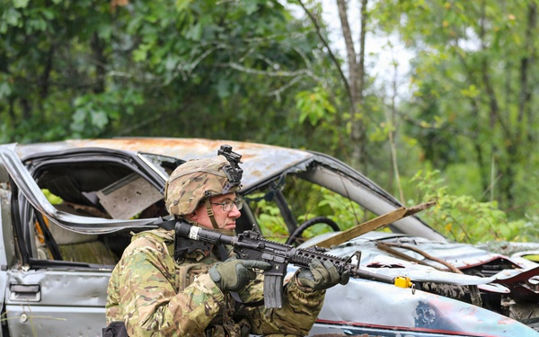 368th Engineer Battalion conducts Dismounted Instructional Lane during WAREX/RM 26