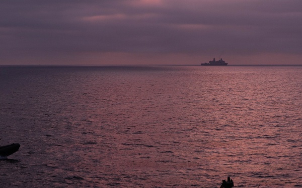 13th MEU | MRF Conducts Visit, Board, Search and Seizure Training
