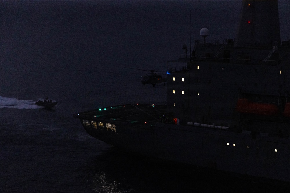 13th MEU | MRF Conducts Visit, Board, Search and Seizure Training