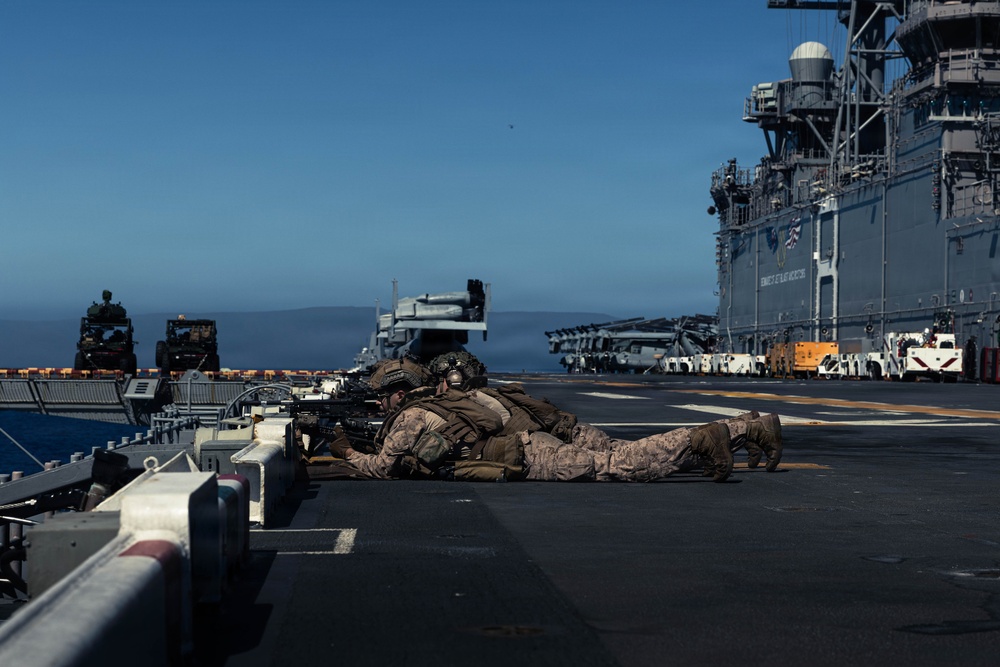 13th MEU | Defense of the Amphibious Task Force Training