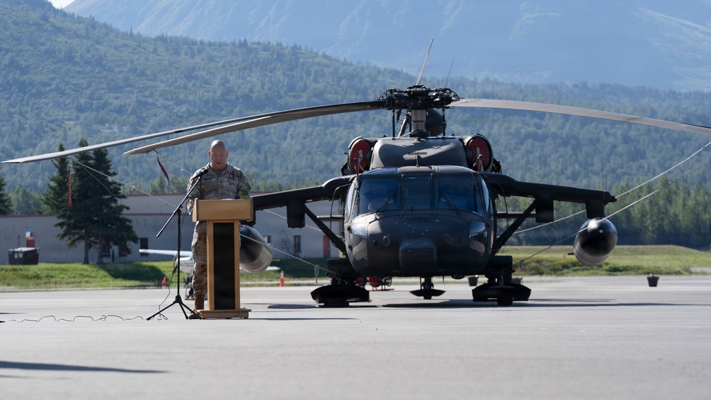 38th Troop Command bids farewell to Col. Mortrud and welcomes Col. Kang