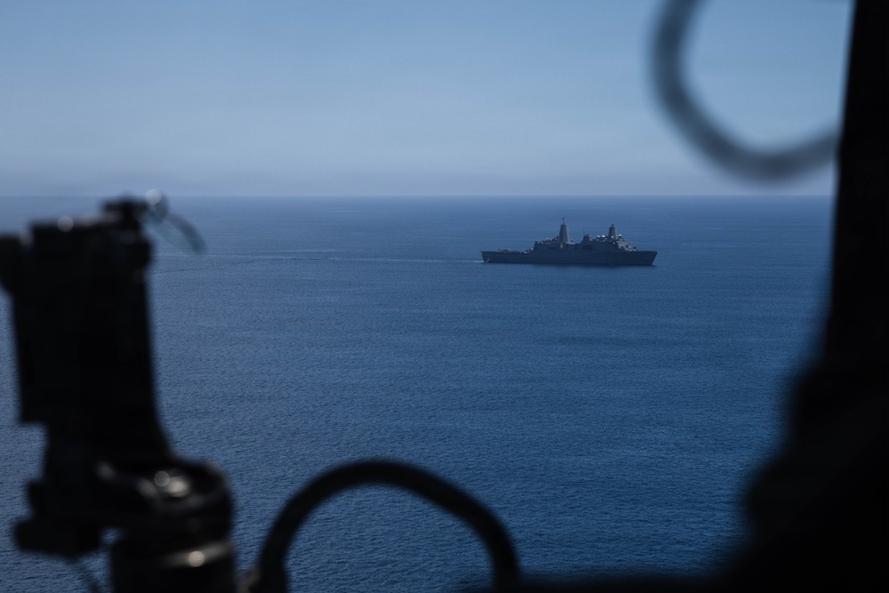 13th MEU | Maritime Raid Force conducts Visit, Board, Search and Seizure Training