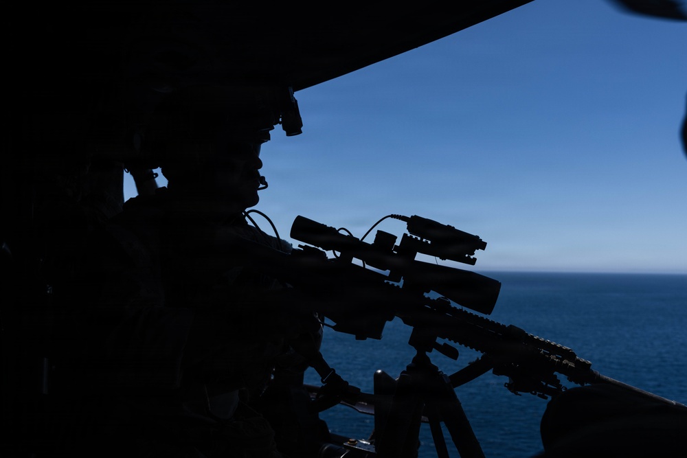 13th MEU | Maritime Raid Force conducts Visit, Board, Search and Seizure Training