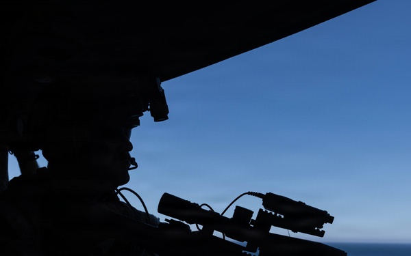 13th MEU | Maritime Raid Force conducts Visit, Board, Search and Seizure Training