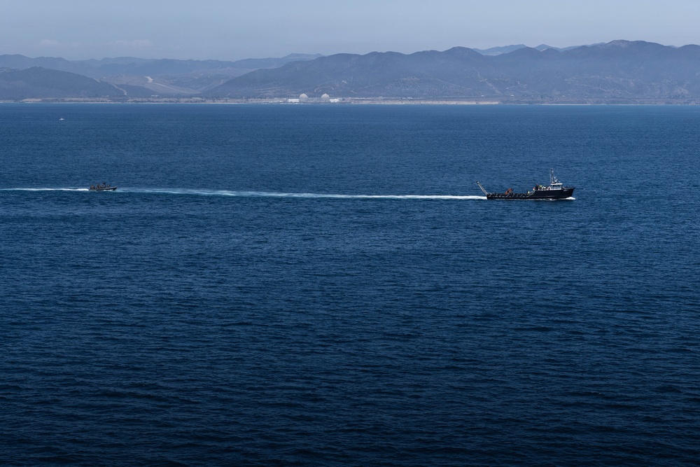 13th MEU | Maritime Raid Force conducts Visit, Board, Search and Seizure Training
