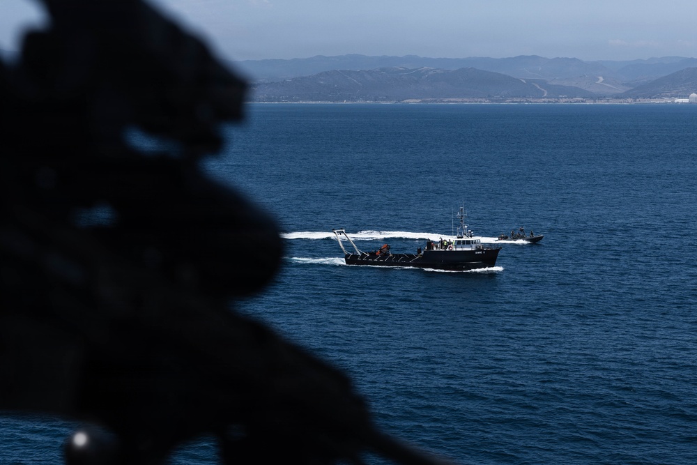 13th MEU | Maritime Raid Force conducts Visit, Board, Search and Seizure Training