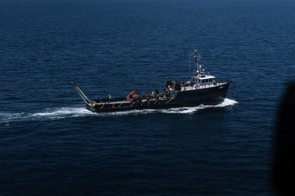 13th MEU | Maritime Raid Force conducts Visit, Board, Search and Seizure Training