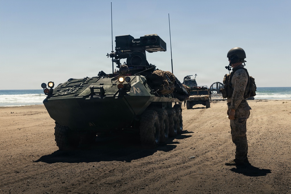 13th MEU | BLT 2/4 Conducts an Amphibious Assault