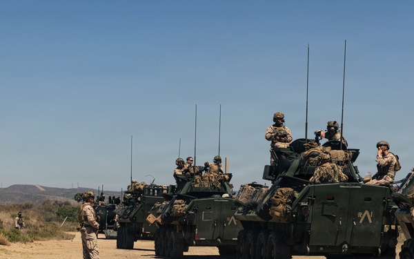 13th MEU | BLT 2/4 Conducts an Amphibious Assault