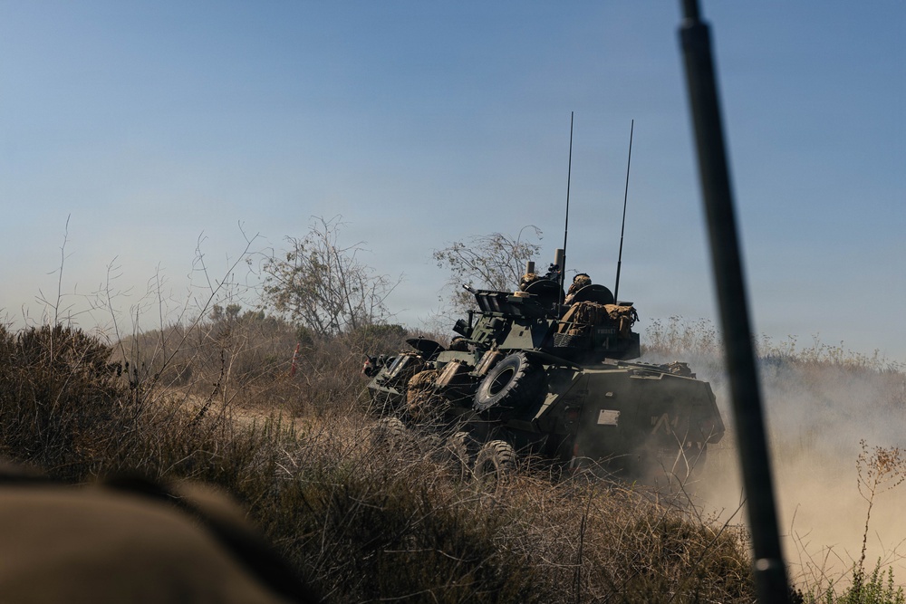 13th MEU | BLT 2/4 Conducts an Amphibious Assault