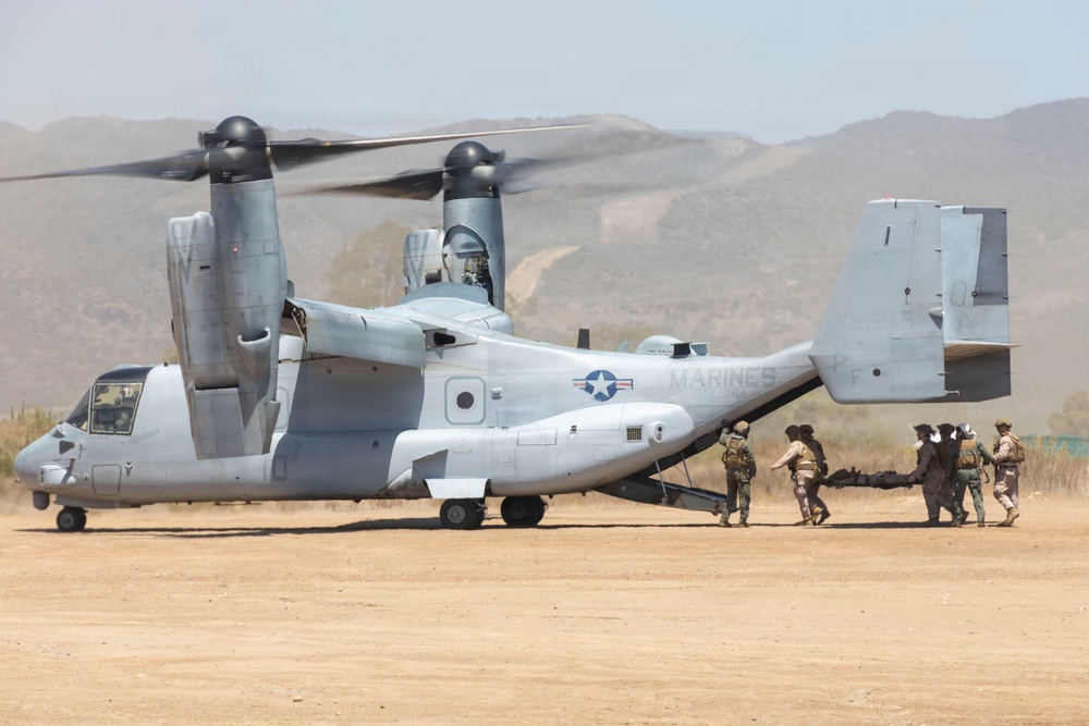 13th MEU | Marines Conduct an Amphibious Assault