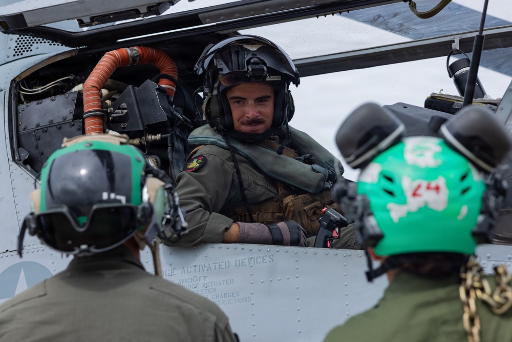 HMLA-367 arrives at Osan Air Base